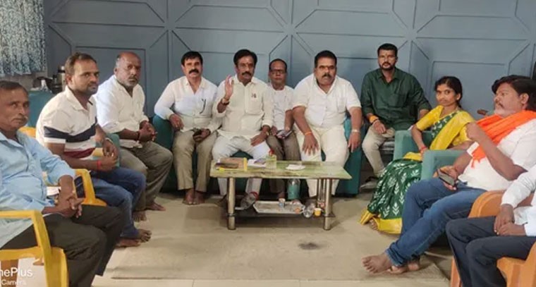 11న నిరాహార దీక్షను జయప్రదం చేయాలి