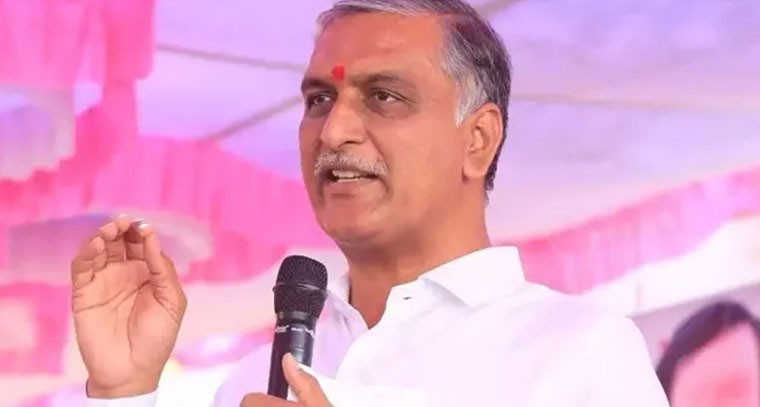 ప్లాన్ ప్రకారమే చంద్రబాబుకు సీఎం రేవంత్ సహకారం: హరీశ్ రావు