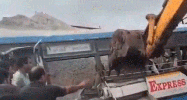 ఆర్టీసీ బస్సు ప్రమాదం.. 18 మంది మృతి