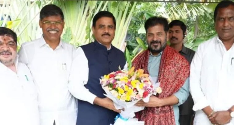 సీఎం రేవంత్ రెడ్డిని కలిసిన OU వైస్ చాన్సలర్