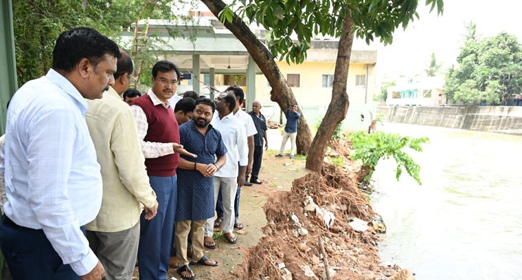 అశోక్‌న‌గ‌ర్‌లో కాలువ‌ను విస్త‌రిస్తాం..