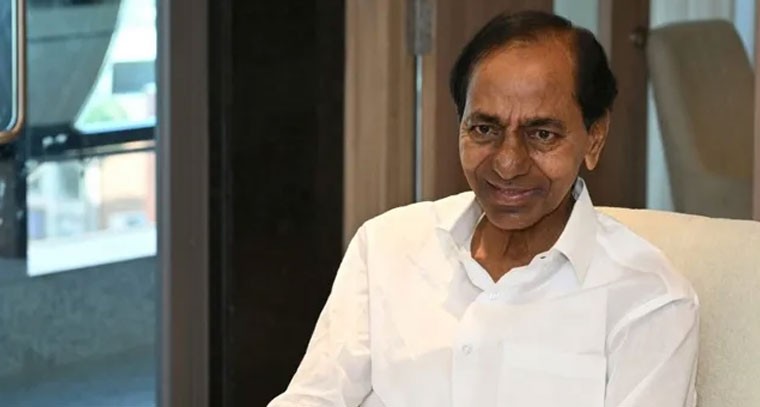 ఆస్పత్రి నుంచి మాజీ సీఎం కేసీఆర్ డిశ్చార్జ్