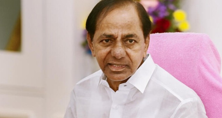 పార్టీ ఫిరాయించిన ఎమ్మెల్యేల నియోజకవర్గాల్లో ఉప ఎన్నికలు ఖాయం : కెసిఆర్ 