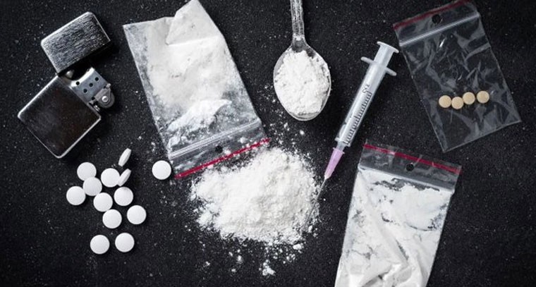 32 గ్రాముల కొకైన్ సీజ్ చేసిన ఈగల్ బృందం 