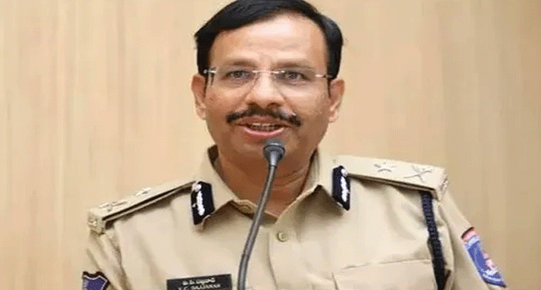 డబ్బులు ఎవరికీ ఊరికే రావు : సీపీ సజ్జనార్