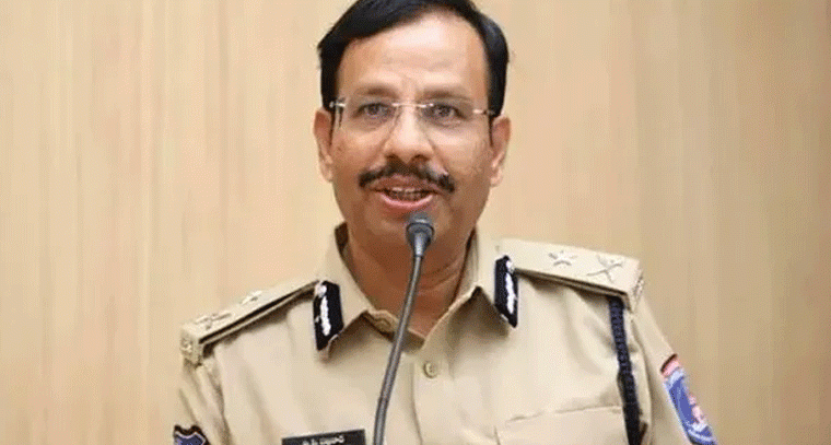 పొగమంచులో వాహనాలతో సాహసం వద్దు: సీపీ సజ్జనార్ హెచ్చరిక