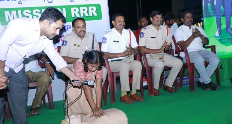 సైబర్ నేరాల పట్ల ప్రజల అప్రమత్తంగా ఉండాలి