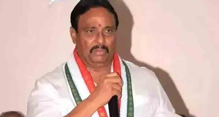 నేను కాంగ్రెస్ పార్టీలోనే ఉన్నాను 
