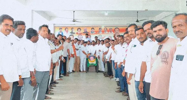 దేవరకొండలో ఘనంగా వైఎస్ఆర్ జయంతి వేడుకలు