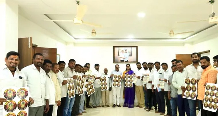 దేవి శరణ నవరాత్రుల పోస్టర్ విడుదల