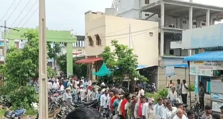 రైతులు ఆందోళన పడవద్దు.. వ్యవసాయ అధికారి భరోసా