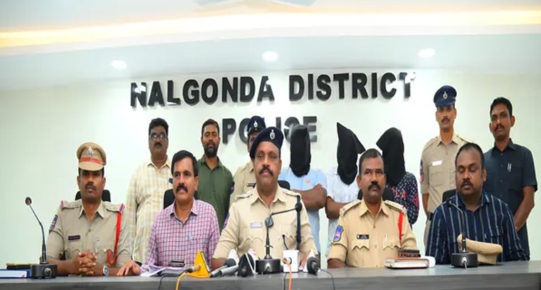  దొంగతనానికి పాల్పడుతున్న అంతరాష్ట్ర దొంగల ముఠా అరెస్ట్