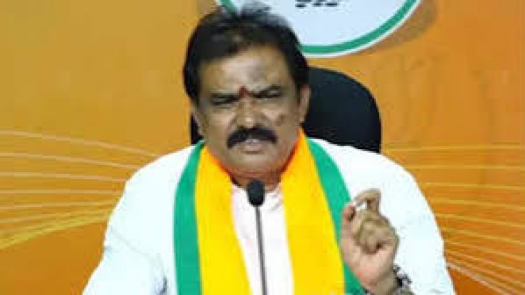 బీసీ రిజర్వేషన్లకు మతపరమైన అంశాన్ని జోడించారని విమర్శలు