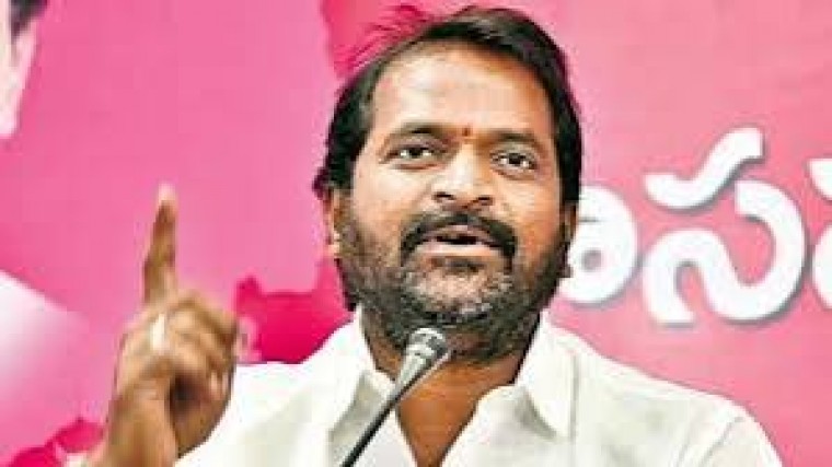 కుల వృత్తుల బాగోగులపై ప్రభుత్వం దృష్టి సారించడం లేదన్న బీఆర్ఎస్ నేత