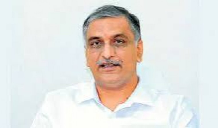 కాంగ్రెస్ ప్రభుత్వం తీవ్ర నిర్లక్ష్యంగా వ్యవహరిస్తోందని బీఆర్ఎస్ ఎమ్మెల్యే, మాజీ మంత్రి హరీశ్‌రావు విమర్శించారు