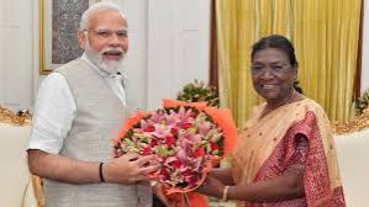 రాష్ట్రపతి ద్రౌపది ముర్ముతో ప్రధానమంత్రి నరేంద్ర మోదీ సమావేశమయ్యారు