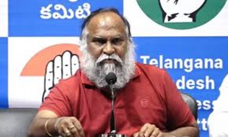 కేసీఆర హరీశ్ రావు మౌనం వల్లే రఘునందన్ రావు గెలిచారని వ్యాఖ్య
