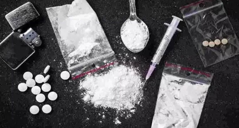 మరోసారి బయటపడ్డ డ్రగ్స్ కేసు.. ఇద్దరు అరెస్ట్