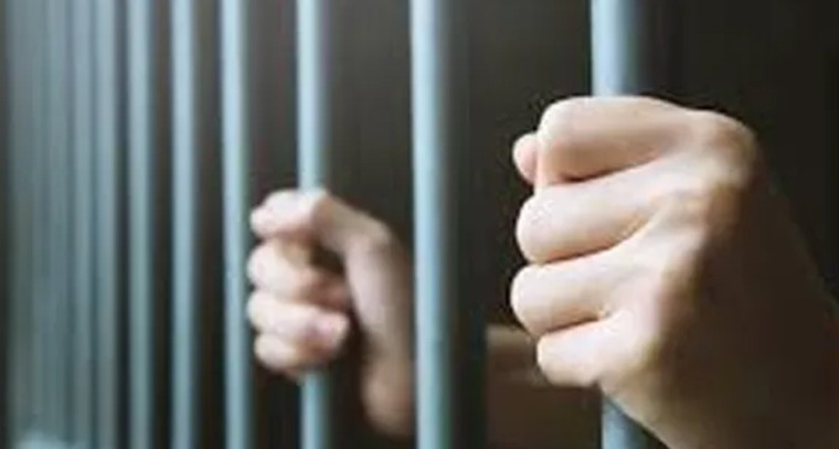 డ్రంక్ & డ్రైవ్లో 1,300 మందికి జైలు శిక్ష