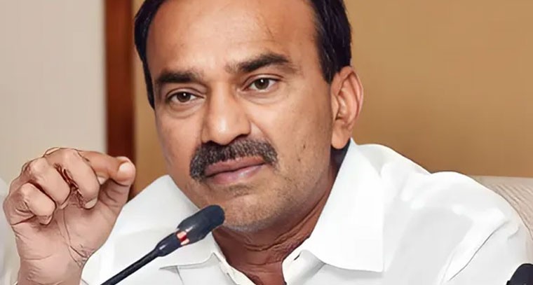 ప్రభాకర్‌రావు ఎవరి ఆదేశాలతో ఫోన్లు ట్యాప్‌ చేశారు: ఈటల