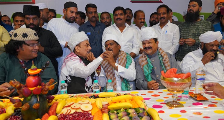 ఎమ్మెల్యే జిఎంఆర్ ఆధ్వర్యంలో భారీ ఇఫ్తార్ విందు