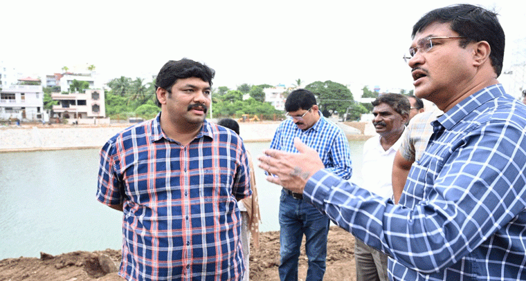 పాత‌బ‌స్తీలో చారిత్ర‌క చెరువు పున‌రుద్ధ‌ర‌ణ‌