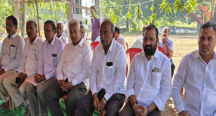 గణపతి షుగర్ కర్మాగారంలో చెరుకు క్రషింగ్ ప్రారంభం