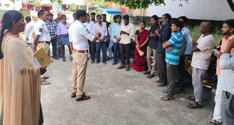 మద్యం సేవించి వాహనం నడిపిన 25 మందికి కౌన్సిలింగ్