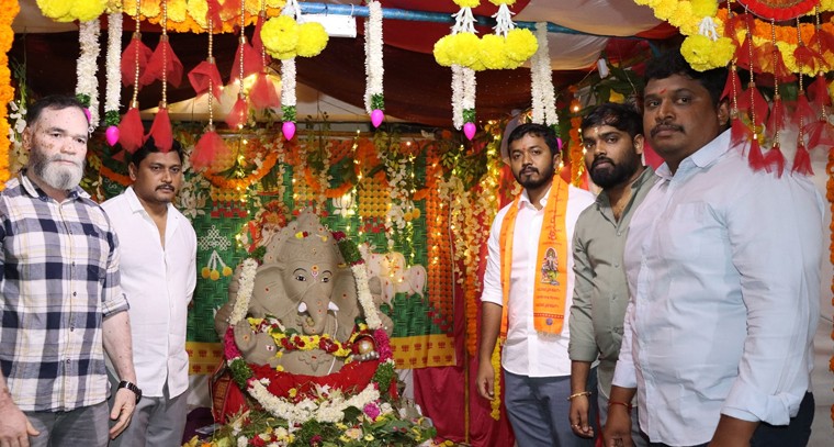 గణనాథుని ఆశీస్సులు పొందిన బీఆర్ఎస్ నాయకుడు మాదిరి ప్రిథ్వీరాజ్ 