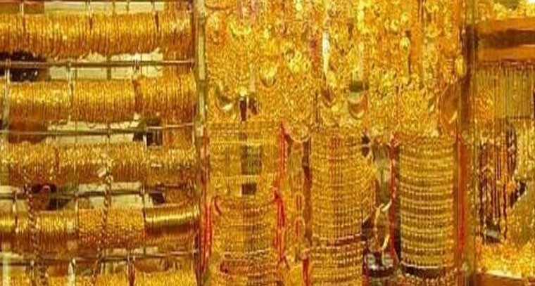 గోల్డ్ లవర్స్‌కు గుడ్‌ న్యూస్..భారీగా తగ్గిన బంగారం ధరలు.. 