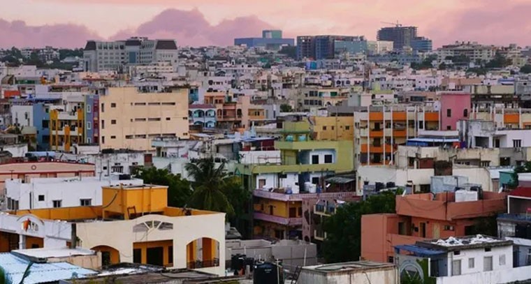 గ్రేటర్ HYD పరిధిలో తక్కువ ధరకే ఇళ్లు