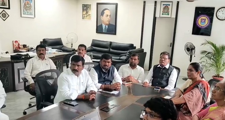 గురుకులాలను మరింత బలోపేతం చేయండి