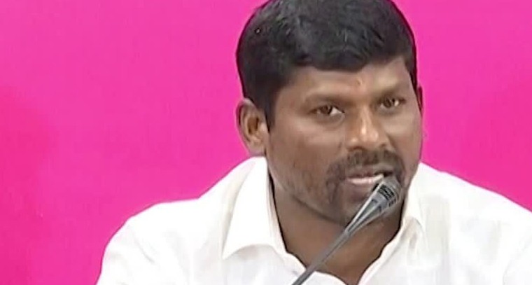 గువ్వల బాలరాజుకు షాక్ ఇచ్చిన కార్యకర్తలు