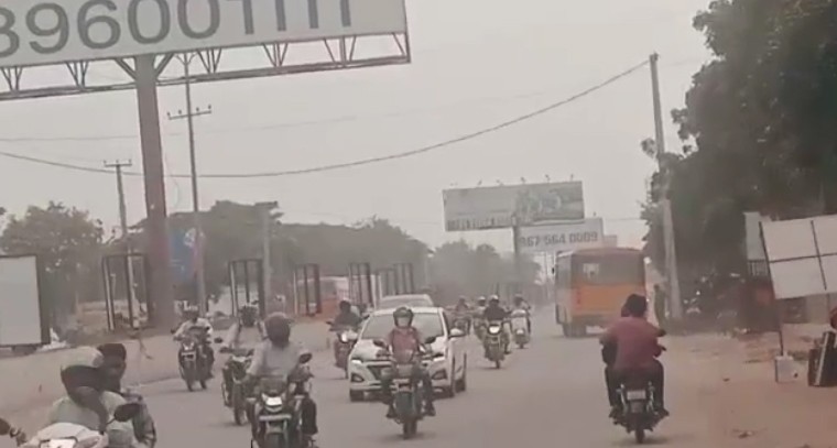 రాంగ్ రూట్లో మల్లారెడ్డి ఇనిస్ట్యూట్ కాలేజీ బస్సులు