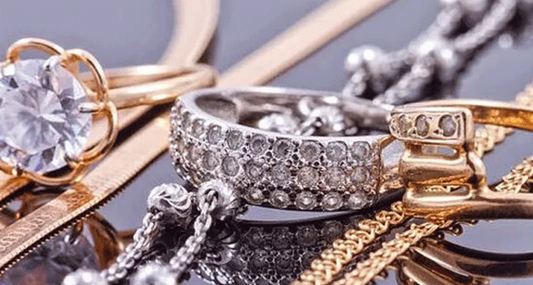 భారీగా పెరిగిన వెండి ధరలు