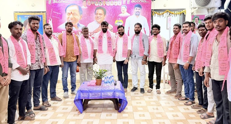 శేరిలింగంపల్లి లో బీఆర్‌ఎస్ వైపు పెరుగుతున్న ప్రజా విశ్వాసం