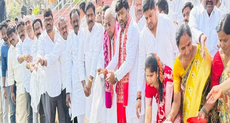 చేప పిల్లల పంపిణీ: వి. హనుమంత్ రావు ఆలోచనకు రూపం