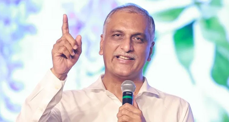 పెండింగ్ బకాయిలను వెంటనే విడుదల చేయాలి: హరీశ్