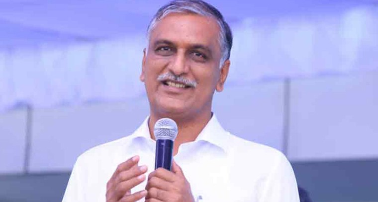 'ఒకటో తేదీ' ప్రచారానికి బ్రేకులు.. వేతనాలు అందక వైద్య సిబ్బందికి దీపావళి సంబురం దూరం.. మాజీ మంత్రి హరీశ్ రావు విమర్శ

