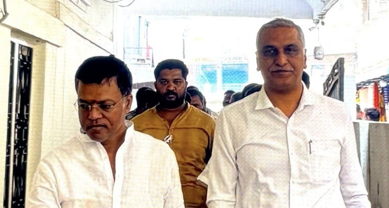 ఇస్నాపూర్ మున్సిపల్ ఎన్నికలపై రీవ్యూ మీటింగ్ 