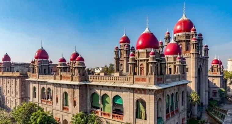 బతుకమ్మకుంట పరిధిలోని కట్టడాలను ఎందుకు కూల్చివేశారు: హైకోర్టు