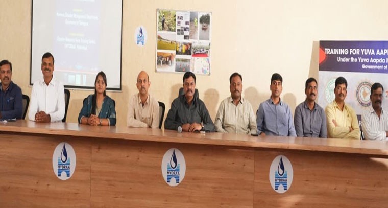 యువ ఆప‌ద మిత్రుల‌తో స‌మాజానికి భ‌రోసా