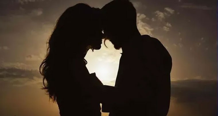 ఇన్‌స్టాగ్రామ్ ప్రియుడి కోసం తల్లి బంగారం అమ్మిన యువతి