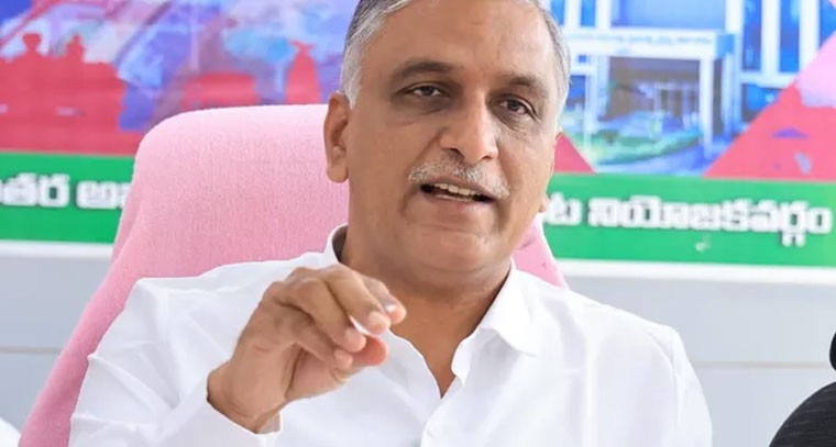 కేసీఆర్‌కు పేరు వస్తుందనే కాళేశ్వరం నీళ్లు ఆపుతున్నరు: హరీశ్