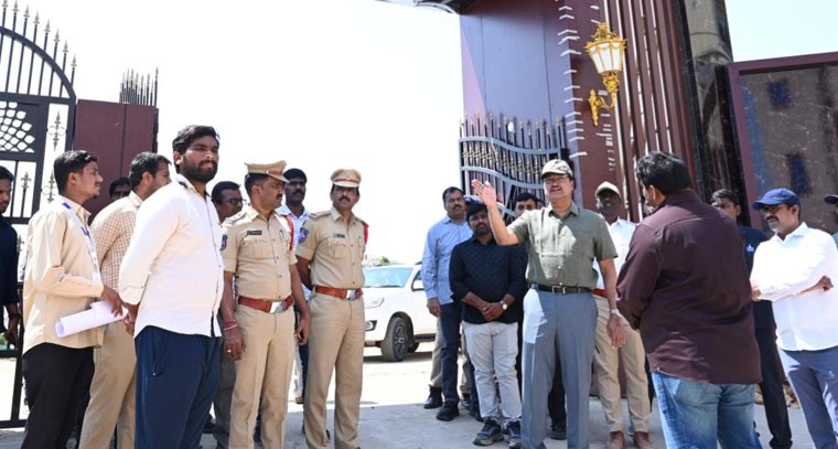 కూకట్ పల్లి నల్ల చెరువు ప్రారంభానికి ఏర్పాట్లు చెయండి 