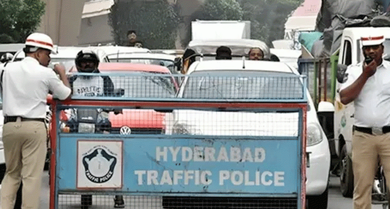 హైదరాబాద్‌లో ట్రాఫిక్ ఆంక్షలు.. ప్రయాణికులకు హెచ్చరిక