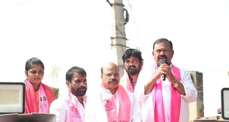 ఇబ్రహీంపట్నంలో మంచిరెడ్డి ప్రచారం: కారు గుర్తుకే ఓటేయాలని పిలుపు