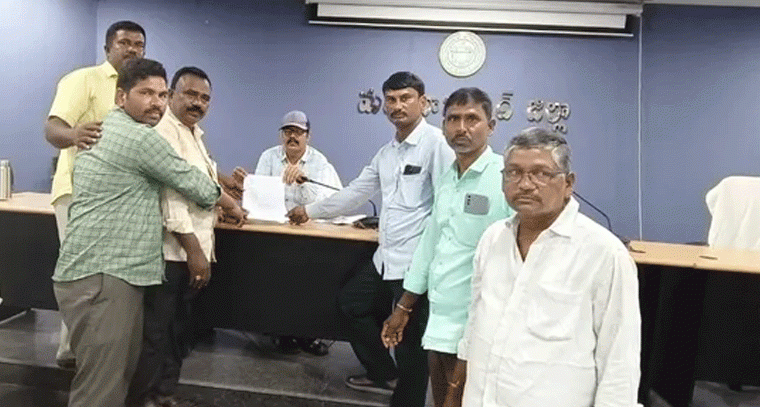 సైడ్ డ్రెయినేజీ అవినీతిపై విచారణకు సీపీఎం డిమాండ్