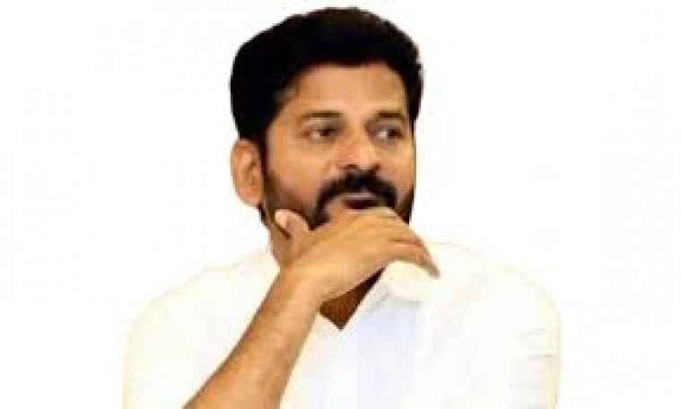 భారత్-పాకిస్థాన్ సరిహద్దుల వెంబడి ఉద్రిక్త పరిస్థితులు నెలకొన్న నేపథ్యంలో రేవంత్ రెడ్డి ఒక కీలక నిర్ణయాన్ని ప్రతిపాదించారు