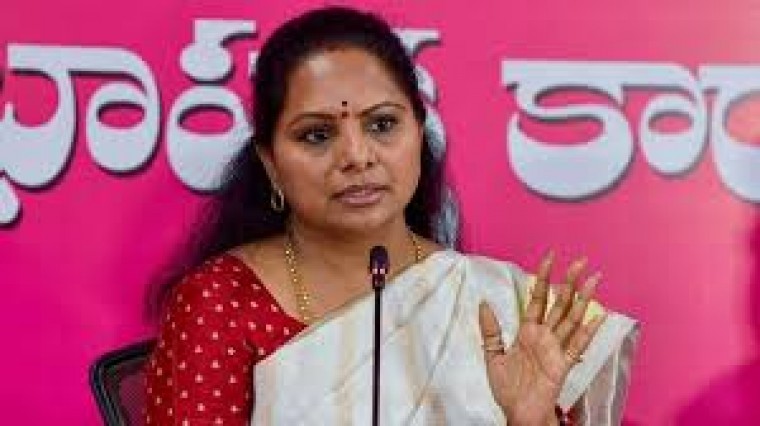 ఆరు గ్యారెంటీల అమలుపై అసెంబ్లీలో చర్చకు రావాలని రేవంత్ కు కవిత సవాల్